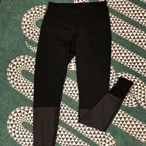 Z by Zella High Waisted Two-Tone Stirrup Leggings, Size M